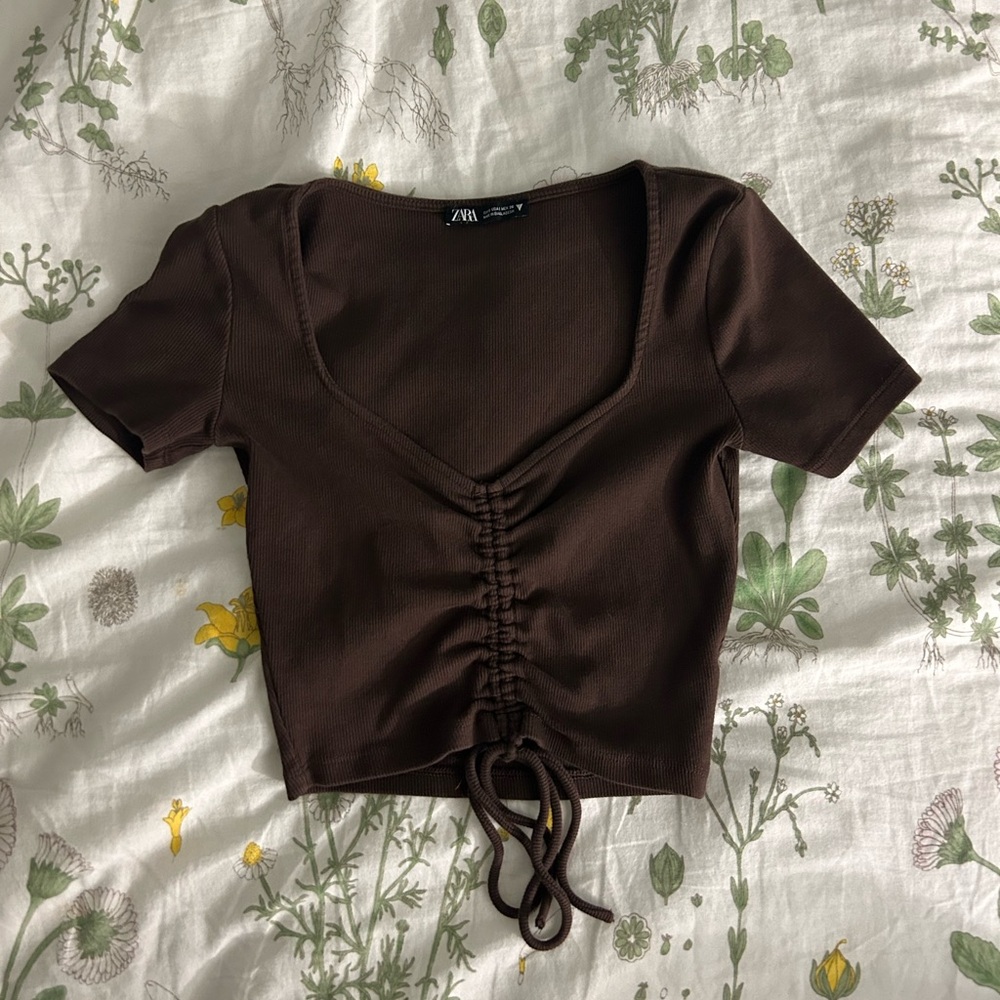 ZARA women’s brown ruched crop top